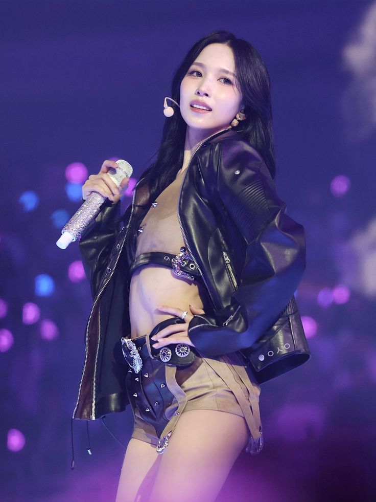 【オナネタ】 TWICE ミナのエロすぎる太もも画像