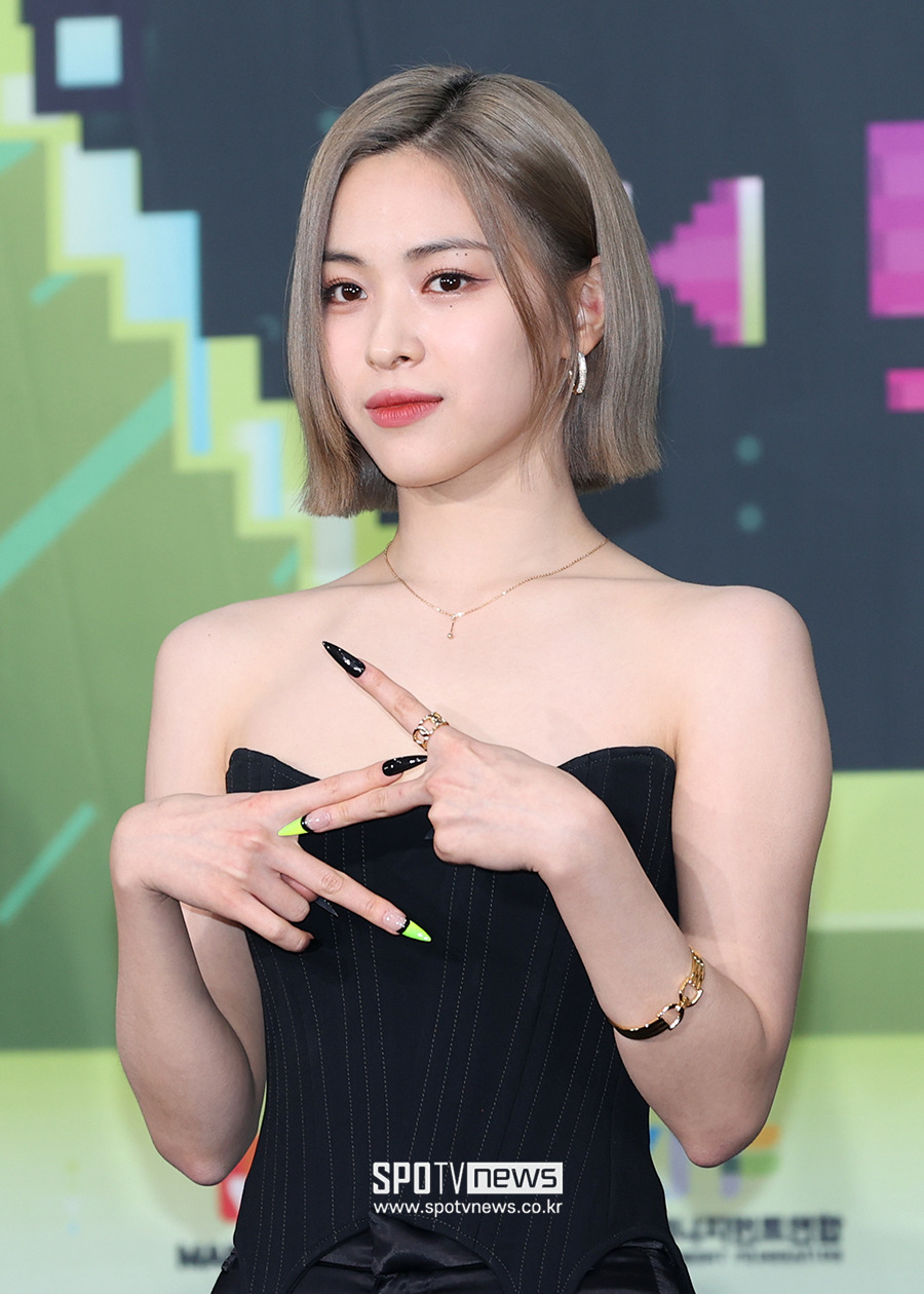 【K-POP】 ITZY リュジン様の美顔画像