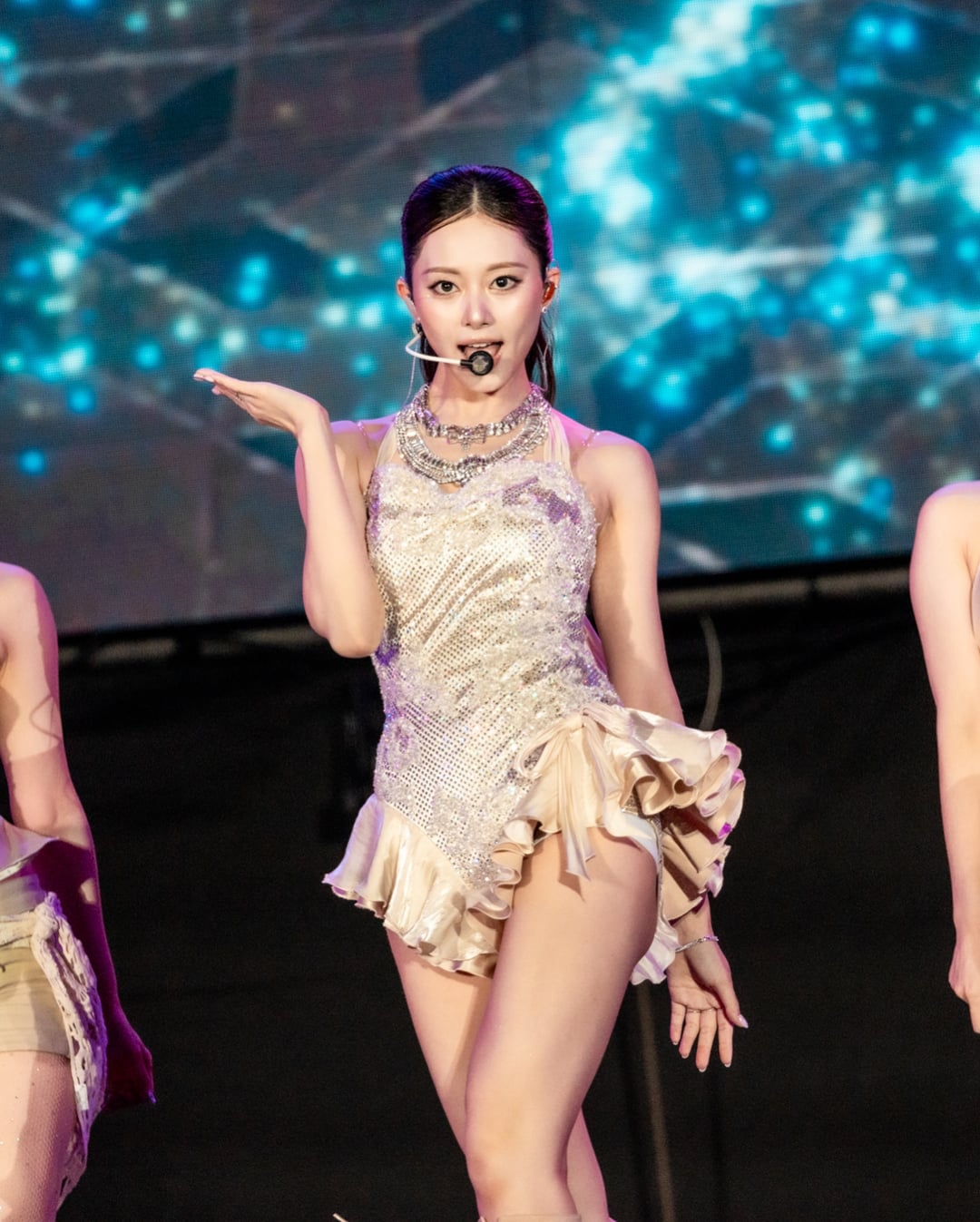 相変わらずエロい Tzuyu 様の太ももオカズ画像