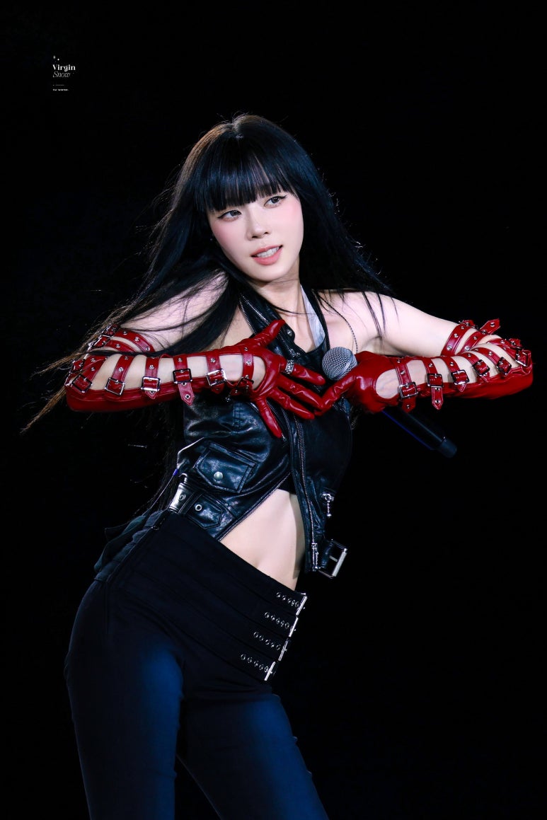 【K-POP】 Winter様のエロスキニーパンツ画像