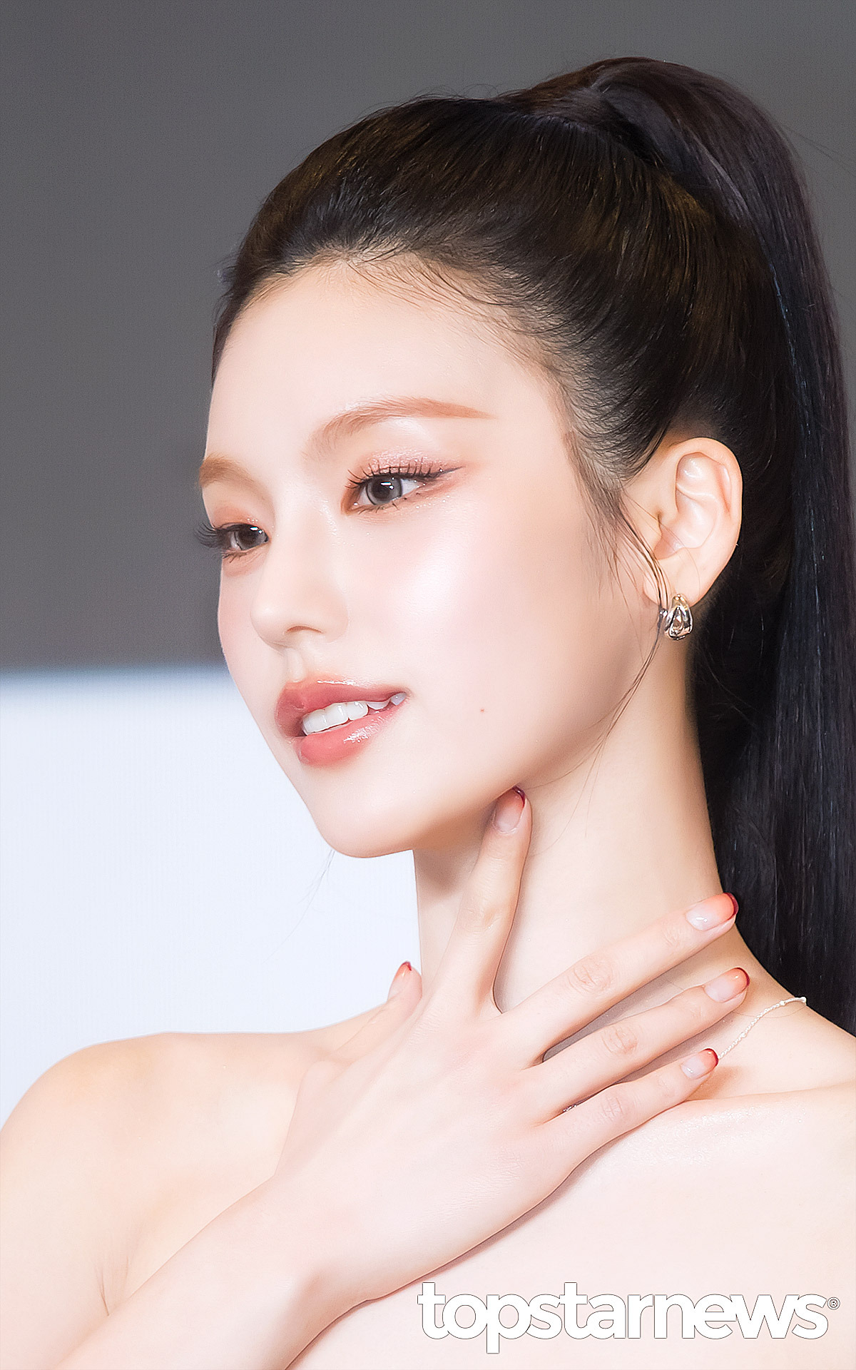 【K-POP】 ITZY イェジ様の圧巻ビジュ顔画像 (#born_to_be)